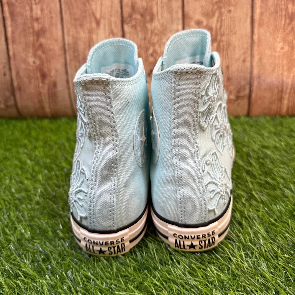 Converse Chuck Taylor All Star Womens Size 7 Blue Floral Embroidered High Top